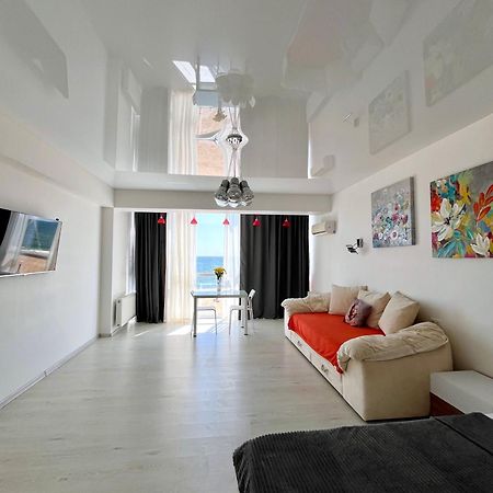 Done Kandybone Apartments Burlach'ya Balka Extérieur photo