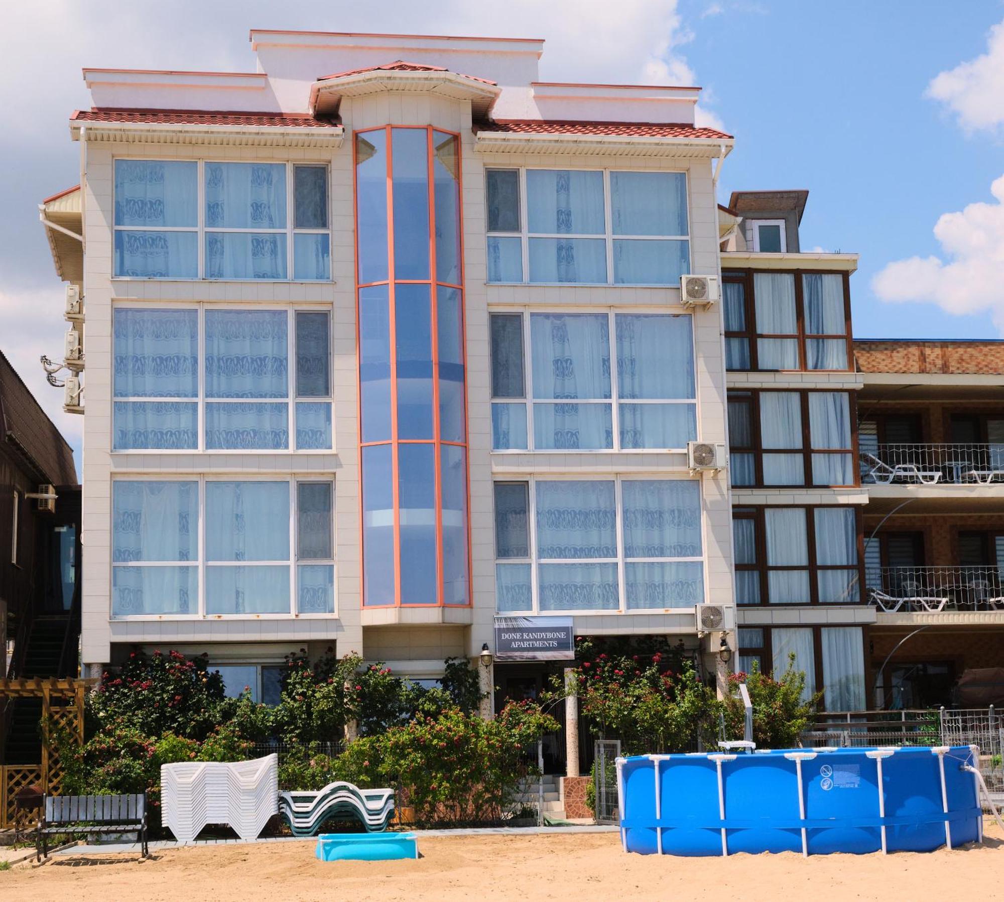 Done Kandybone Apartments Burlach'ya Balka Extérieur photo