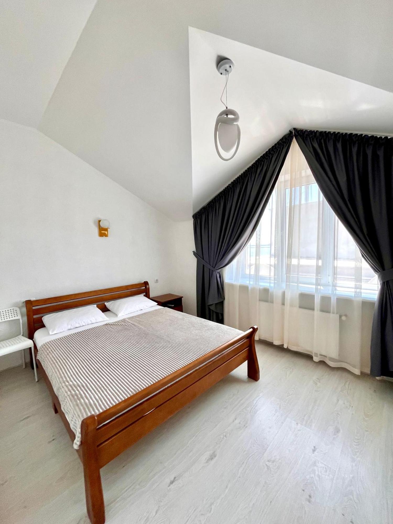 Done Kandybone Apartments Burlach'ya Balka Extérieur photo