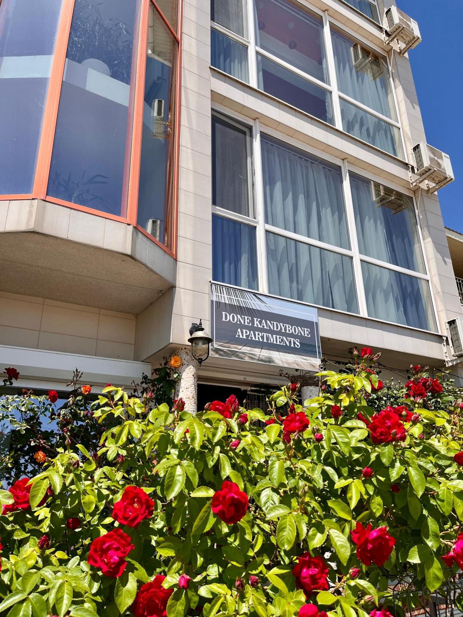 Done Kandybone Apartments Burlach'ya Balka Extérieur photo