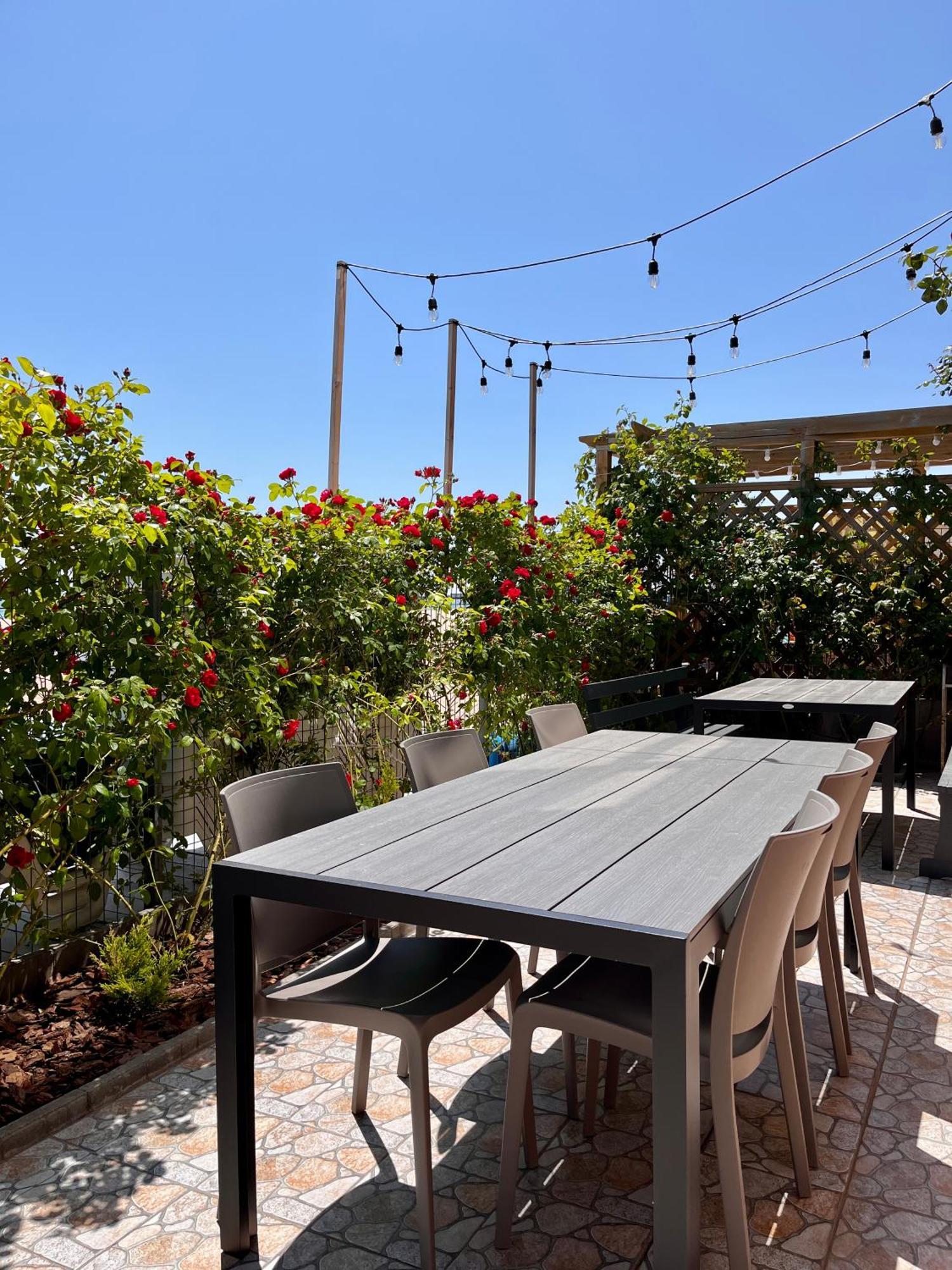 Done Kandybone Apartments Burlach'ya Balka Extérieur photo